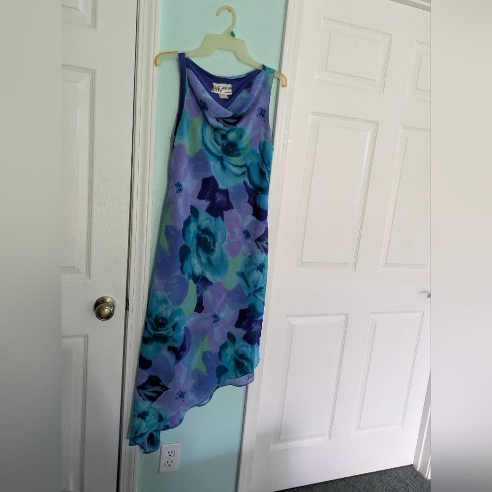 VTG S.L. Fashions Floral Dress
